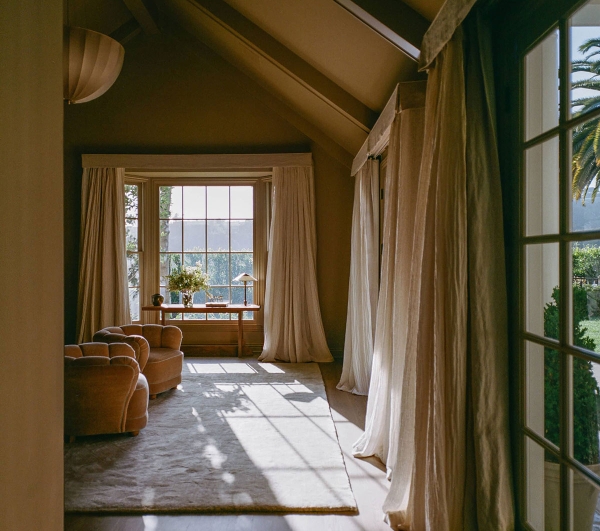 Элегантные обновлённые интерьеры дома 1951 года в Калифорнии
